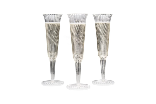 champagne glasses that are available in bulk and are great for special occasions