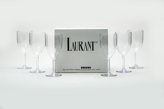 A set of 6 disposable wine glasses set next to their packaging eloquently